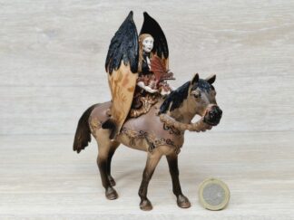 Schleich - 70406 Surah mit Pferd [mit Drache] (RAR)
