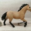 Schleich - 13853 Quarter Horse Hengst (Fähnchen) – Bild 2