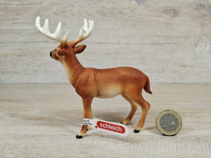 Schleich – 14818 Weißwedelhirsch (Fähnchen) – Bild 3