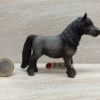 Schleich - 13662 Shetland Pony Wallach (Fähnchen) – Bild 2