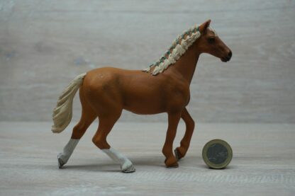 Schleich – 42360 Englisch Vollblut mit Decke [Stute] – Bild 2