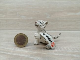 Schleich - 14385 Tiergerjunges, weiß, spielend (Fähnchen - Sammler)