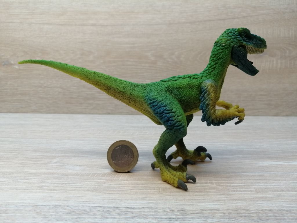 Schleich - Velociraptor main image 1