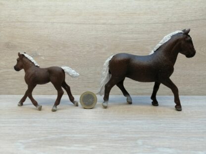 Schleich – Schwarzwälder Familie #1 – Bild 3