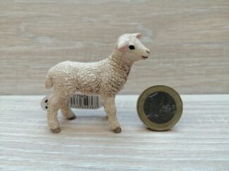 Schleich - 13883 bzw. WWF 17069 Lamm (Fähnchen)