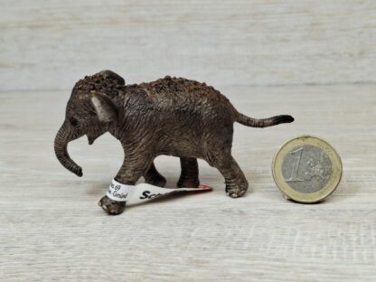 Schleich - 14755 Asiatisches Elefantenbaby (Fähnchen - Sammler)´ – Bild 2