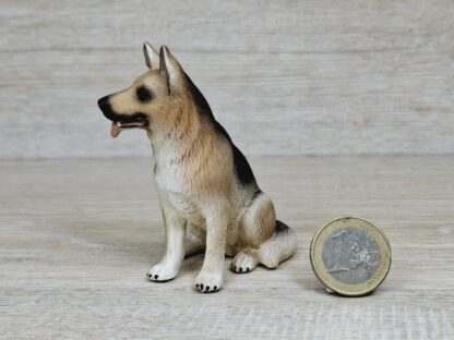 Schleich - 16376 Schäferhund Rüde, sitzend – Bild 2
