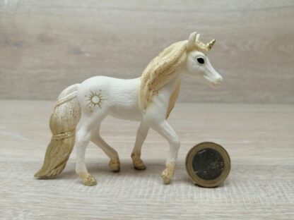 Schleich - 83005 Indira Prinzessin der Sonne (königliches Himmelsfohlen Nr. 2/6)