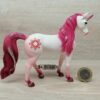 Schleich - 70717 Mandala Einhorn Stute (Fähnchen)