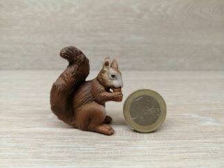 Schleich - 14252 Eichhörnchen, fressend