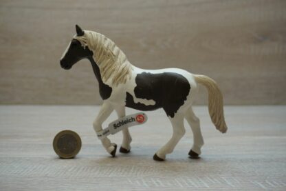 Schleich –13830 Pinto Stute (Fähnchen)´