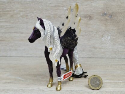 Schleich - 70579 Sternen-Pegasus Stute (Fähnchen) – Bild 2
