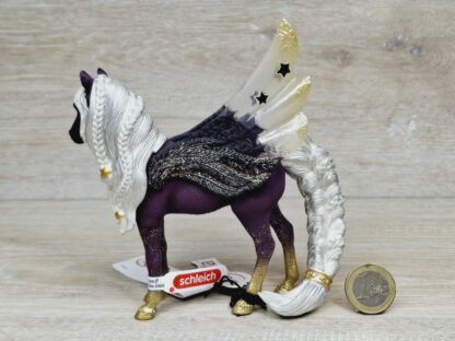 Schleich - 70579 Sternen-Pegasus Stute (Fähnchen) – Bild 3