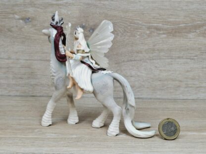Schleich - 70471 Sunaya mit Eiseinhorn [mit Schleife] (RAR) – Bild 3