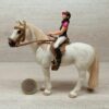 Schleich – 42359 Freizeitreiterin (mit Pferd)