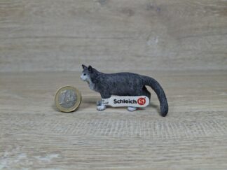 Schleich –13893 Maine-Coon-Katze (Fähnchen)