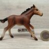 Schleich – 13807 bzw. WWF 17085 Mustang Fohlen (Fähnchen)