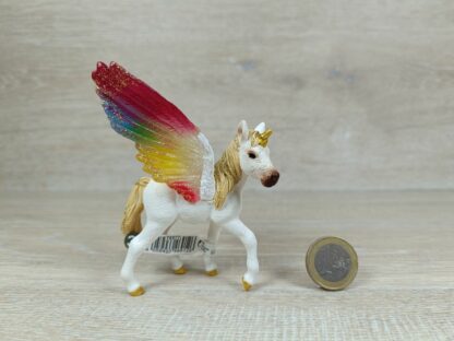 Schleich - 70577 Geflügeltes Regenbogeneinhorn Fohlen (Fähnchen)