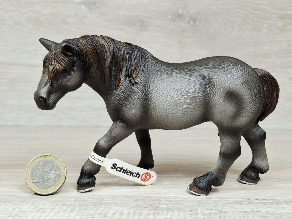 Schleich - 13626 Percheron Stute (Fähnchen-Sammler)´