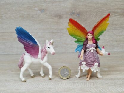 Schleich - 70484 Lis mit Pegasuseinhorn Fohlen – Bild 2