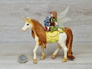 Schleich - 70567 Marween mit Glitzer-Einhorn [Waschbär Piuh]