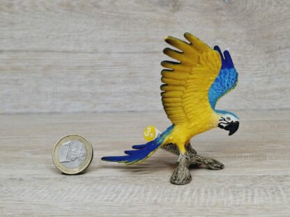 Schleich - 14690  Gelbbauch Ara (Fähnchen-Sammler)´ – Bild 3