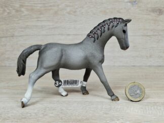 Schleich - 13888 Trakehner Stute (Fähnchen)