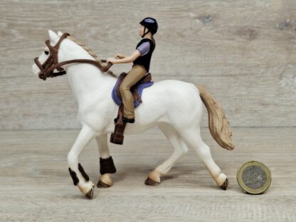 Schleich – Reiterin mit Englisch Vollblut Stute [aus Kalender 2018] – Bild 2