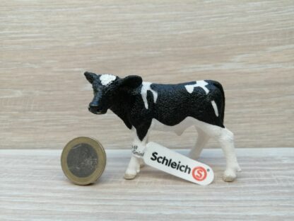Schleich - 13798 bzw. [Treuefigur] 17072 Kalb, Schwarzbunt (Fähnchen)
