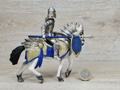 Schleich - 70109 Greifenritter zu Pferd mit Lanze [Variante] – Bild 4