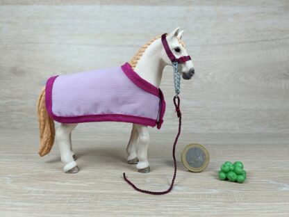 Schleich – Lusitano Stute mit Zubehör aus Set 42368