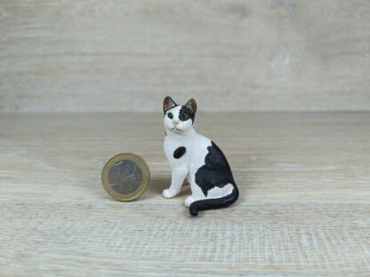 Schleich - 13637 Katze, sitzend (schwarz/weiß)