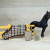 Schleich – 42269 Friese Hengst mit Decke – Bild 2