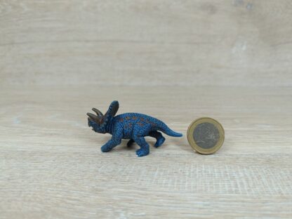 Schleich - Triceratops, Mini (Wundertüte o. Zeitschrift) [blau/rot] – Bild 3