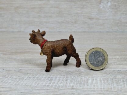Schleich – Hauszicklein - mit Glocke (aus Kalender 2016) – Bild 2