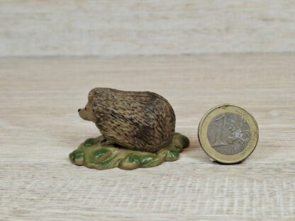 Schleich - 14237 Igel [auf Waldboden] – Bild 2