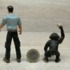 Schleich – 42410 Geländewagen mit Seilwinde (Tierarzt) – Bild 12