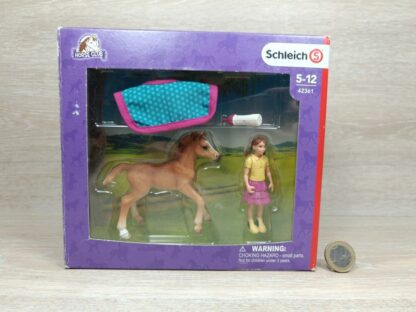 Schleich – 42361 Fohlen mit Decke [Englisch Vollblut] (mit OVP)