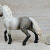 Schleich - Andalusier Hengst (aus Kalender 2022) – Bild 3