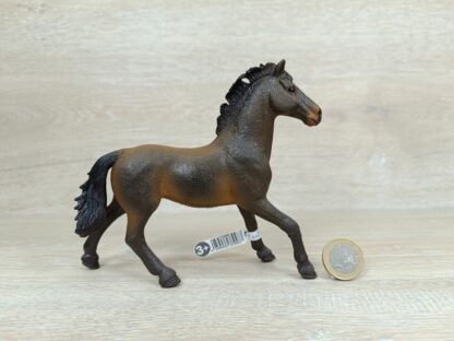 Schleich – 13946 Oldenburger Hengst (Fähnchen)