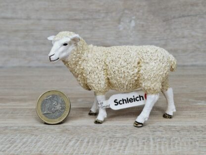 Schleich - 13882 bzw. WWF 17075 Schaf (Fähnchen)