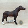 Schleich – 82143 Herzblatt + 82144 Gardez [Marbach Trakehner] (Fähnchen-Sammler + Zertifikat) (RAR) – Bild 3