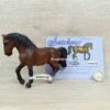 Schleich – 82141 Satchmo [Hannoveraner Hengst] (Fähnchen-Sammler + Zertifikat)(RAR)