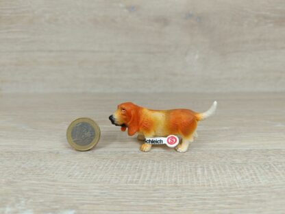 Schleich - 16312 Basset (kleines Fähnchen-Sammler) (RAR)