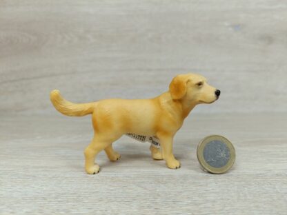 Schleich - 16329 Labrador, hell (Rüde)(Fähnchen-Sammler)´