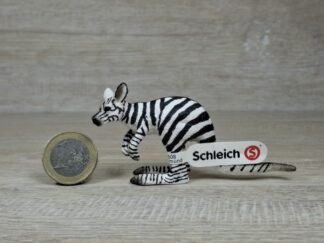 Schleich - 82802 Kängurujunges / Zebrakänguru [Jubiläum 75 Jahre - Nr 1/4] (RAR) (Fähnchen - Sammler)´