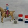 Schleich – 41417 Barrel Racing mit Cowgirl (Western) [Trakehner Hengst]