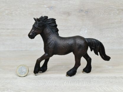 Schleich – 13604 Friese Stute