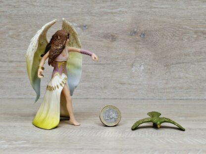 Schleich - 70478 Surah mit Vogel stehend (RAR) – Bild 3