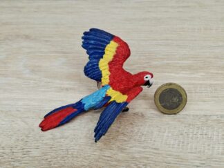 Schleich – 14737 bzw. [Treuefigur] 18213 Ara, rot (Fähnchen)